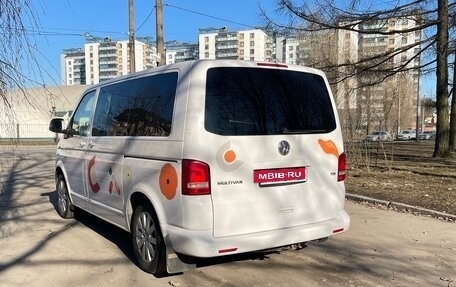 Volkswagen Multivan T5, 2010 год, 1 790 000 рублей, 4 фотография