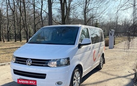 Volkswagen Multivan T5, 2010 год, 1 790 000 рублей, 2 фотография