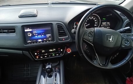 Honda Vezel, 2020 год, 2 450 000 рублей, 4 фотография