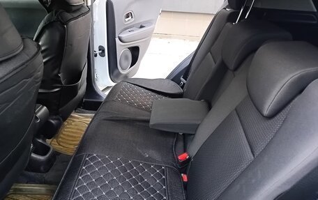 Honda Vezel, 2020 год, 2 450 000 рублей, 10 фотография