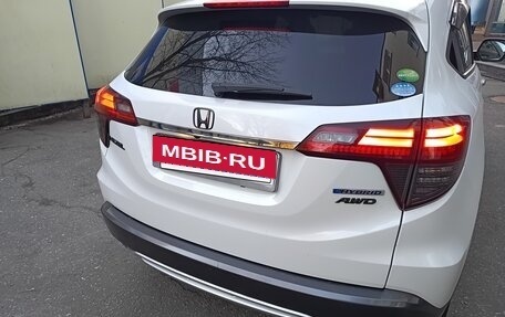 Honda Vezel, 2020 год, 2 450 000 рублей, 13 фотография