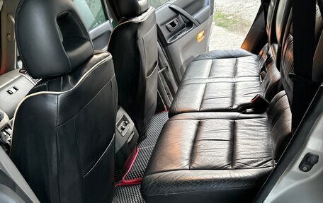 Mitsubishi Montero III, 2002 год, 760 000 рублей, 6 фотография