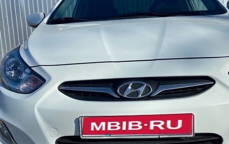 Hyundai Solaris II рестайлинг, 2012 год, 560 000 рублей, 1 фотография