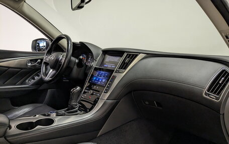 Infiniti Q50 I рестайлинг, 2019 год, 2 500 000 рублей, 11 фотография