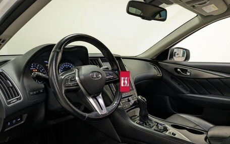 Infiniti Q50 I рестайлинг, 2019 год, 2 500 000 рублей, 16 фотография