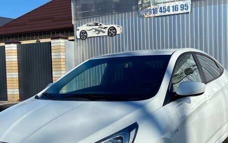 Hyundai Solaris II рестайлинг, 2012 год, 560 000 рублей, 3 фотография