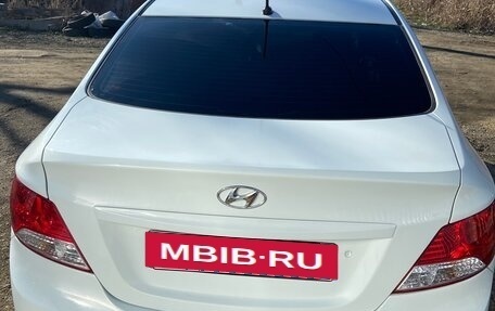 Hyundai Solaris II рестайлинг, 2012 год, 560 000 рублей, 16 фотография