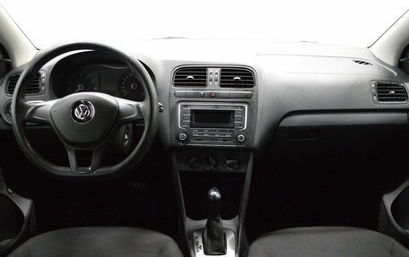 Volkswagen Polo VI (EU Market), 2016 год, 961 000 рублей, 14 фотография