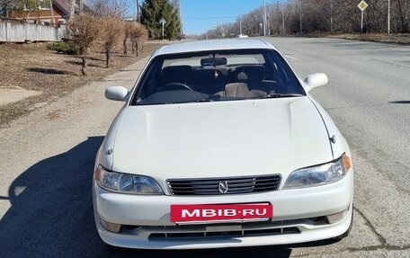 Toyota Mark II VIII (X100), 1993 год, 690 000 рублей, 2 фотография