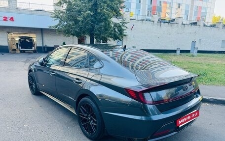 Hyundai Sonata VIII, 2020 год, 2 750 000 рублей, 2 фотография