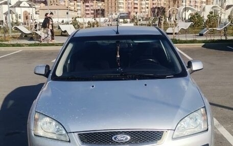 Ford Focus II рестайлинг, 2005 год, 550 000 рублей, 1 фотография