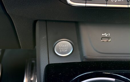 Audi A4, 2021 год, 4 200 000 рублей, 13 фотография
