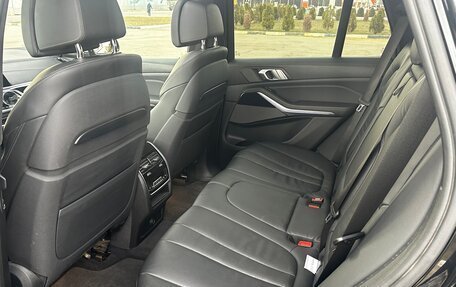 BMW X5, 2018 год, 7 250 000 рублей, 13 фотография