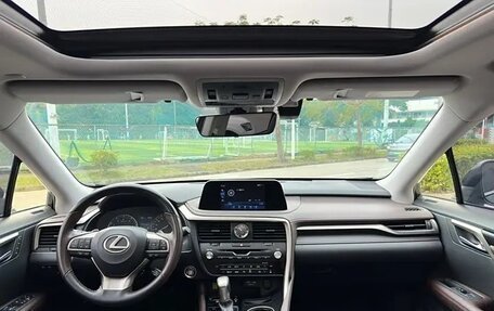 Lexus RX IV рестайлинг, 2022 год, 4 150 000 рублей, 7 фотография
