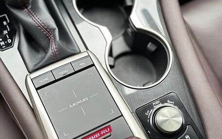 Lexus RX IV рестайлинг, 2022 год, 4 150 000 рублей, 11 фотография