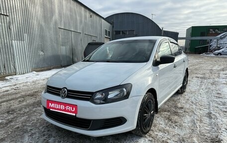 Volkswagen Polo VI (EU Market), 2015 год, 599 000 рублей, 2 фотография