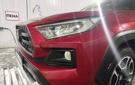 Toyota RAV4, 2019 год, 3 100 000 рублей, 6 фотография