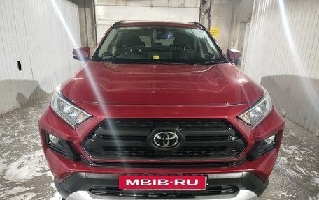 Toyota RAV4, 2019 год, 3 100 000 рублей, 10 фотография