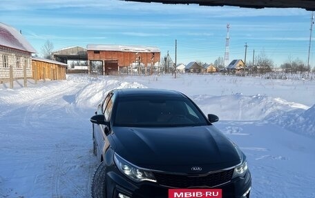 KIA Optima IV, 2018 год, 2 400 000 рублей, 9 фотография