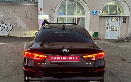 KIA Optima IV, 2018 год, 2 400 000 рублей, 11 фотография