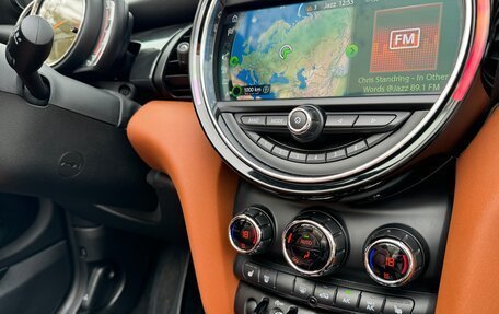 MINI Cabrio, 2019 год, 3 100 000 рублей, 19 фотография