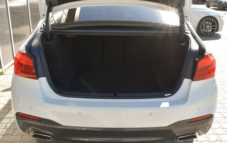 BMW 5 серия, 2019 год, 3 350 000 рублей, 17 фотография