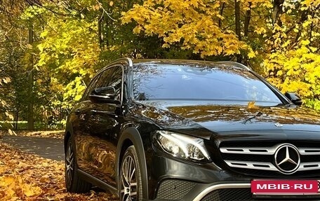 Mercedes-Benz E-Класс, 2019 год, 3 750 000 рублей, 21 фотография