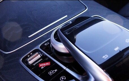 Mercedes-Benz E-Класс, 2019 год, 3 750 000 рублей, 15 фотография