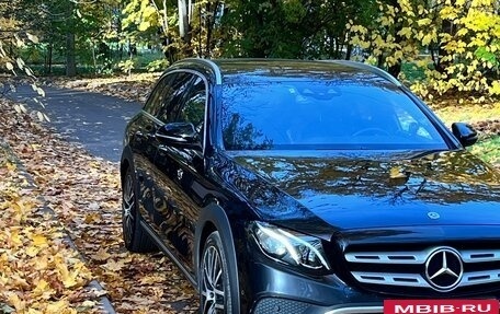Mercedes-Benz E-Класс, 2019 год, 3 750 000 рублей, 22 фотография