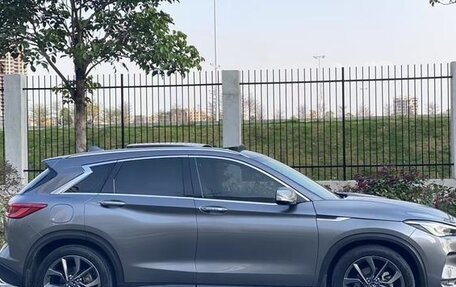 Infiniti QX50 II, 2021 год, 2 350 000 рублей, 3 фотография