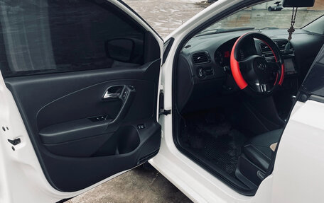 Volkswagen Polo VI (EU Market), 2013 год, 700 000 рублей, 6 фотография