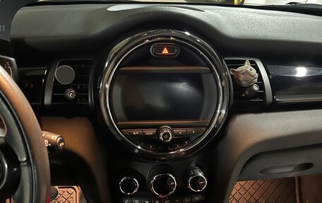 MINI Hatch, 2019 год, 2 210 000 рублей, 17 фотография