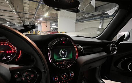 MINI Hatch, 2019 год, 2 210 000 рублей, 21 фотография