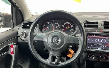 Volkswagen Polo VI (EU Market), 2015 год, 900 000 рублей, 10 фотография