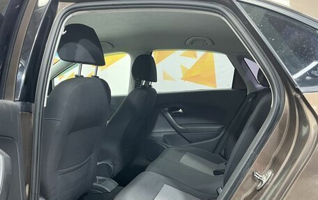 Volkswagen Polo VI (EU Market), 2015 год, 900 000 рублей, 22 фотография