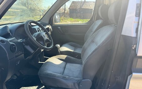 Citroen Berlingo II рестайлинг, 2005 год, 199 000 рублей, 13 фотография