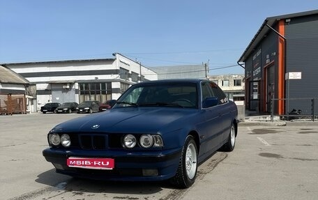 BMW 5 серия, 1994 год, 305 000 рублей, 1 фотография