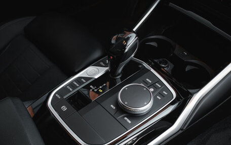 BMW 3 серия, 2019 год, 3 050 000 рублей, 16 фотография