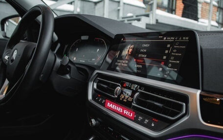 BMW 3 серия, 2019 год, 3 050 000 рублей, 17 фотография