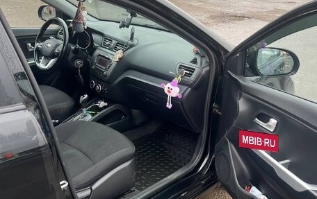 KIA Rio III рестайлинг, 2014 год, 895 000 рублей, 24 фотография