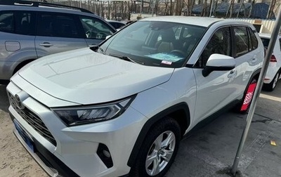 Toyota RAV4, 2021 год, 1 фотография