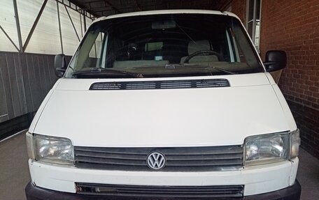 Volkswagen Transporter T4, 1994 год, 330 000 рублей, 4 фотография