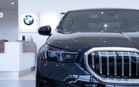 BMW 5 серия, 2024 год, 10 700 000 рублей, 28 фотография
