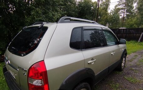 Hyundai Tucson III, 2007 год, 890 000 рублей, 2 фотография