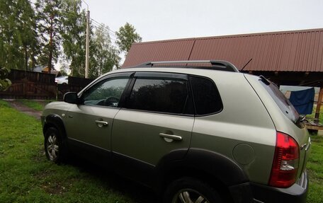 Hyundai Tucson III, 2007 год, 890 000 рублей, 3 фотография