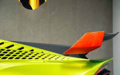 Lamborghini Huracán, 2022 год, 41 800 000 рублей, 21 фотография