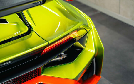Lamborghini Huracán, 2022 год, 41 800 000 рублей, 32 фотография