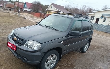 Chevrolet Niva I рестайлинг, 2017 год, 690 000 рублей, 1 фотография