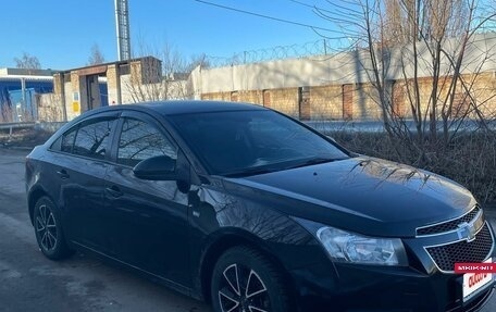 Chevrolet Cruze II, 2010 год, 600 000 рублей, 3 фотография