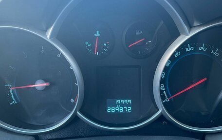 Chevrolet Cruze II, 2010 год, 600 000 рублей, 15 фотография